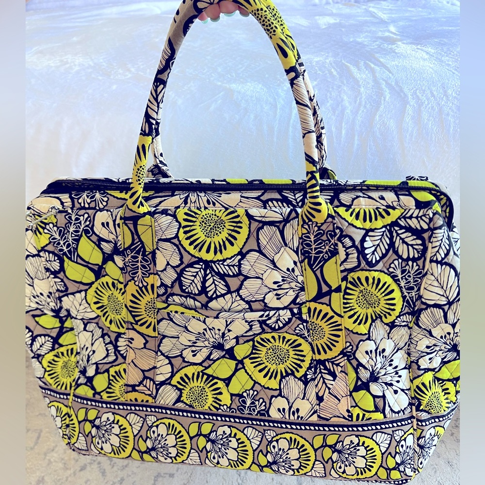Vera Bradley large weekender Bag